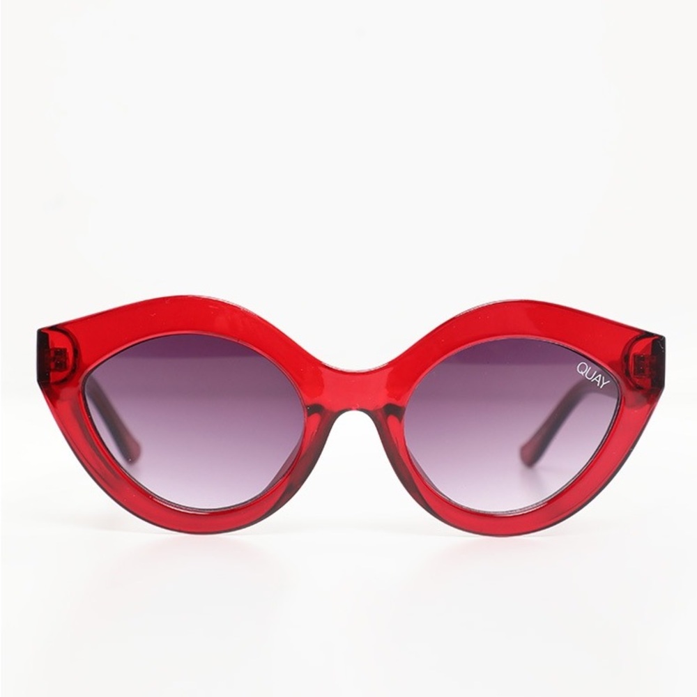 QUAY ‘Goodnight Kiss’ Sunnies